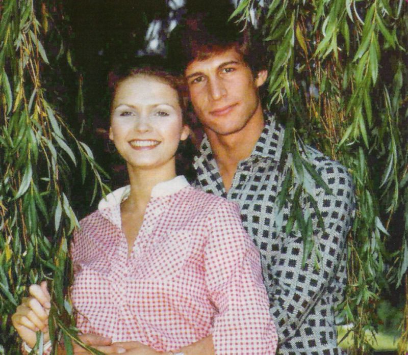 Simon MacCorkindale and Fiona Fullerton